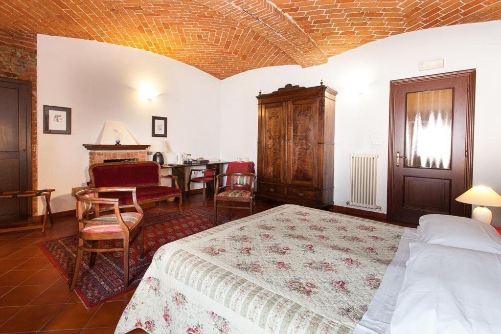 Residenza Del Lago Candia Canavese Bilik gambar