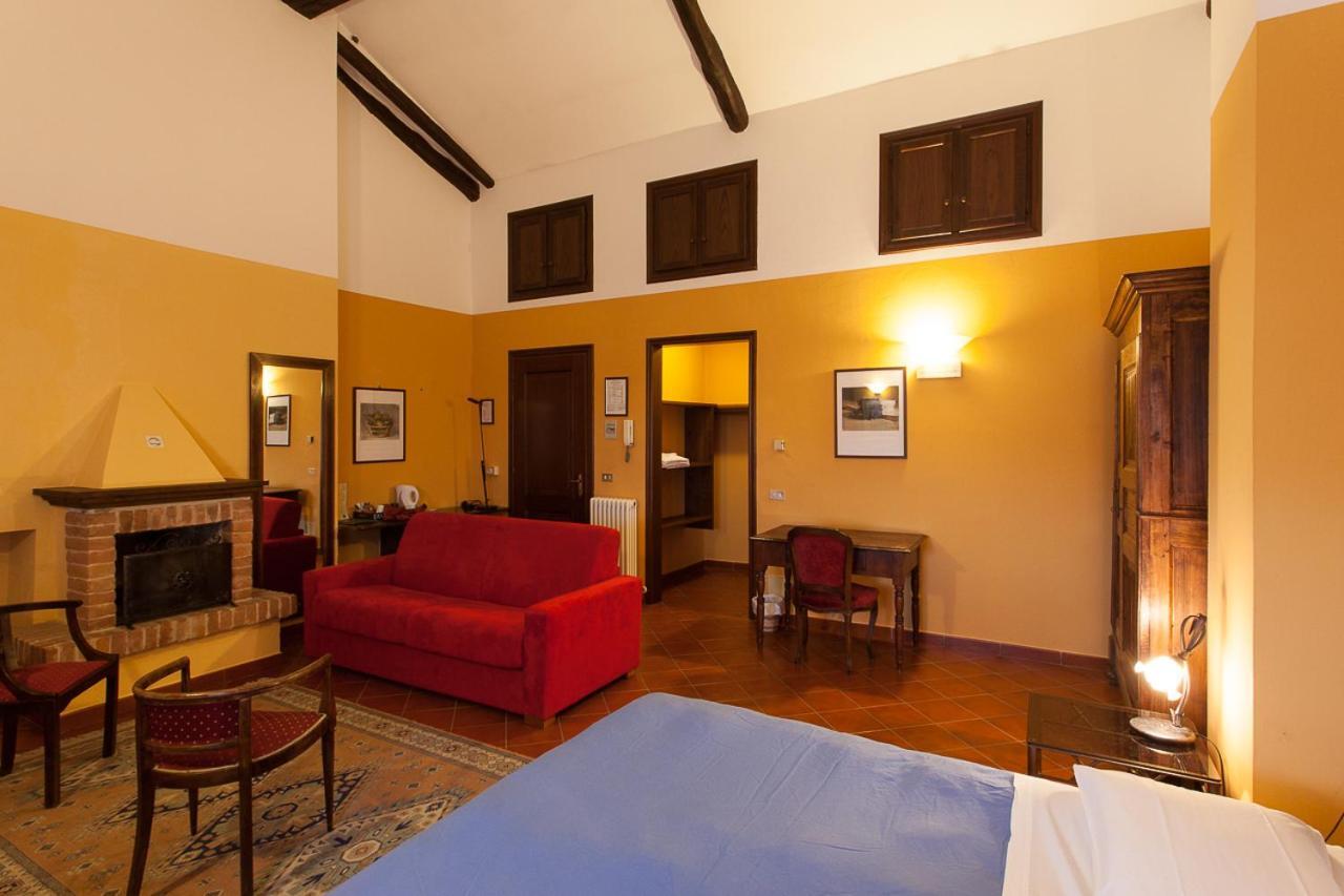 Residenza Del Lago Candia Canavese Bilik gambar